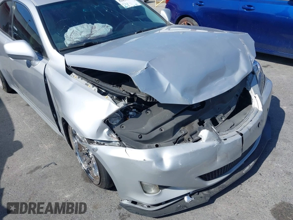2006 Lexus IS 350 with VIN JTHBE262X65001939, listed as a IAAI auction lot 42454686 with 186,536 mi miles and . Bid and sale history available at DreamBid. Image 6.