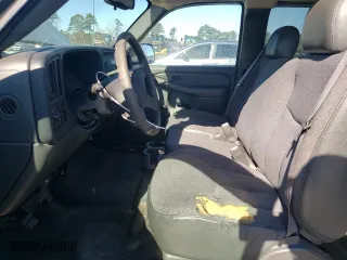 2004 Chevrolet Silverado 1500 LS with VIN 2GCEC19T241379481, listed as a Copart auction lot 48915705 with 111,331 mi miles and Salvage Title. Bid and sale history available at carsss.com. Image 7.