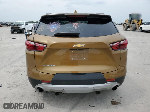 2019 Chevrolet Blazer z VIN 3GNKBDRS7KS608714, wystawiony jako Copart lot #53957205 z przebiegiem 126 162 mil mil oraz Szkoda całkowita • Salvage title. Historia ofert i sprzedaży dostępna na DreamBid. Obrazek 6.
