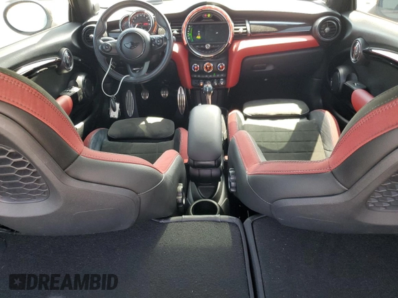 2019 MINI Hardtop John Cooper Works with VIN WMWXM9C50K2H81141, listed as a Copart auction lot 54314365 with 38,440 mi miles and Non Repairable. Bid and sale history available at DreamBid. Image 8.