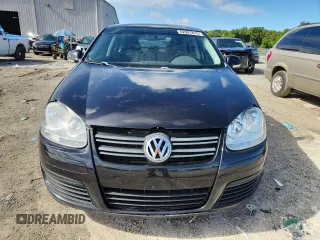 2010 Volkswagen Jetta Wolfsburg Edition with VIN 3VWRJ7AJ5AM046732, listed as a Copart auction lot 62901815 with 175,863 mi miles and Salvage title. Bid and sale history available at DreamBid. Image 5.