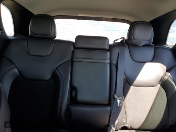 2019 Jeep Cherokee Latitude Plus with VIN 1C4PJLLB9KD338776, listed as a Copart auction lot 50839025 with 70,221 mi miles and Salvage title. Bid and sale history available at DreamBid. Image 10.