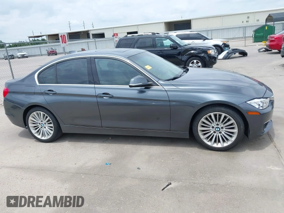 2015 BMW 3 Series 328i с VIN WBA3A5G58FNS87928, выставлен на аукционе IAAI как лот 42392498 с пробегом 108 697 миль миль и . История ставок и продаж доступна на DreamBid. Изображение 13.