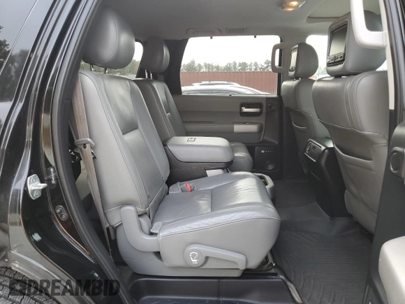 2008 Toyota Sequoia Platinum with VIN 5TDZY67A28S014055, listed as a Copart auction lot 81816774 with 268,293 mi miles and Salvage Title. Bid and sale history available at carsss.com. Image 11.