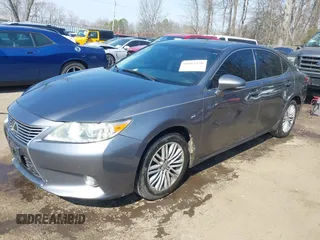 2013 Lexus ES 4dr Sdn with VIN JTHBK1GG9D2062663, listed as a IAAI auction lot 41662530 with 190,841 mi miles. Bid and sale history available at carsss.com. Image 17.