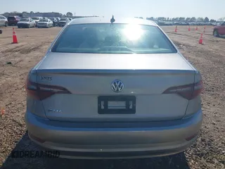 2020 Volkswagen Jetta S z VIN 3VWCB7BU5LM035468, wystawiony jako IAAI lot #41785899 z przebiegiem 69 058 mil mil oraz . Historia ofert i sprzedaży dostępna na DreamBid. Obrazek 16.