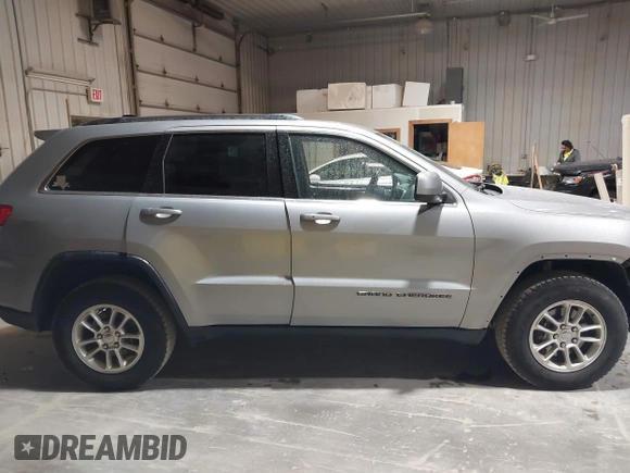 2018 Jeep Grand Cherokee Upland with VIN 1C4RJFAG5JC129757, listed as a IAAI auction lot 42006551 with 143,610 mi miles and . Bid and sale history available at DreamBid. Image 14.