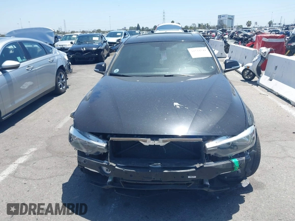 2016 BMW 3 Series 320i xDrive z VIN WBA8E5G55GNT94401, wystawiony jako IAAI lot #42544549 z przebiegiem 79 318 mil mil oraz . Historia ofert i sprzedaży dostępna na DreamBid. Obrazek 12.