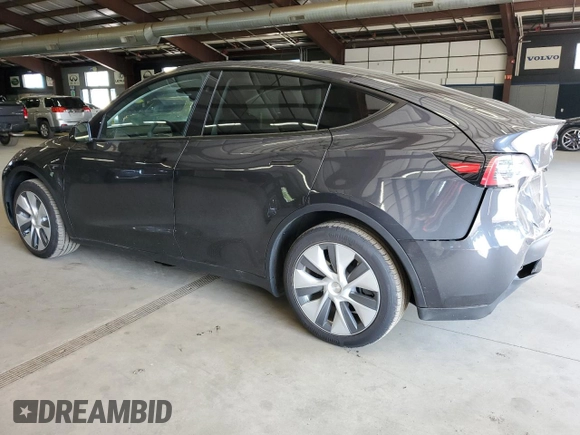 2024 Tesla Model Y Long Range z VIN 7SAYGDEE2RA246928, wystawiony jako Copart lot #60996035 z przebiegiem 19 266 mil mil oraz Szkoda całkowita • Salvage title. Historia ofert i sprzedaży dostępna na DreamBid. Obrazek 2.