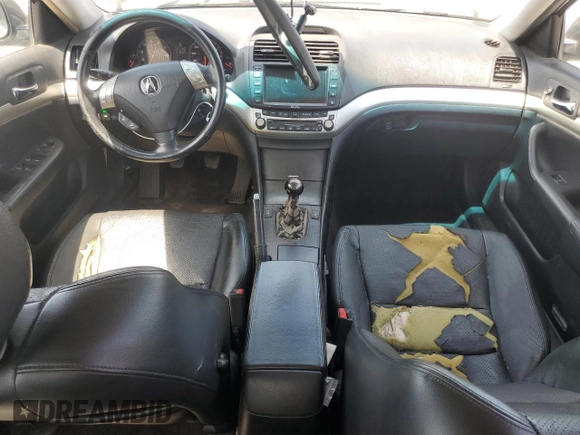 2004 Acura TSX w/Navigation with VIN JH4CL95984C027014, listed as a Copart auction lot 61915155 with 215,007 mi miles and Salvage title. Bid and sale history available at DreamBid. Image 8.