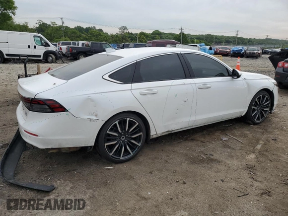 2024 Honda Accord Touring with VIN 1HGCY2F88RA027566, listed as a Copart auction lot 58067345 with 61,654 mi miles and Salvage title. Bid and sale history available at DreamBid. Image 3.