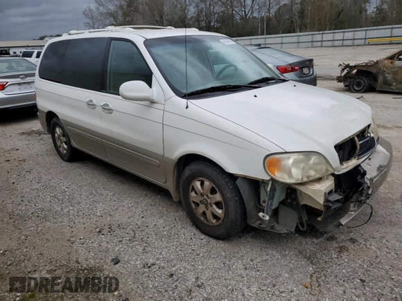 2005 Kia Sedona LX with VIN KNDUP132856716570, listed as a Copart auction lot 45848965 with 137,589 mi miles and Salvage Title. Bid and sale history available at carsss.com. Image 4.