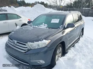 2013 Toyota Highlander Limited with VIN 5TDDK3EH9DS179864, listed as a IAAI auction lot 41510793 with NaN miles. Bid and sale history available at carsss.com. Image 17.