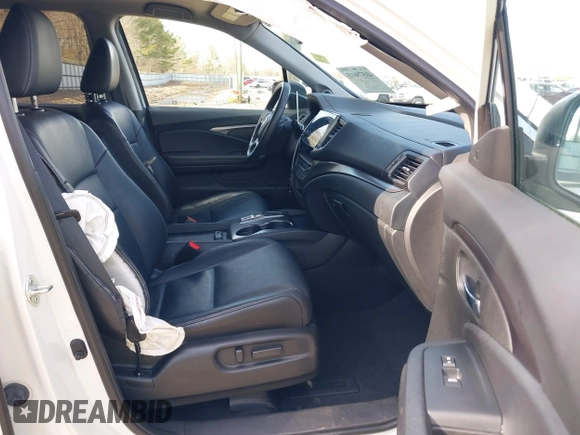 2022 Honda Pilot EX-L with VIN 5FNYF6H5XNB016493, listed as a IAAI auction lot 41579615 with 48,086 mi miles. Bid and sale history available at carsss.com. Image 5.