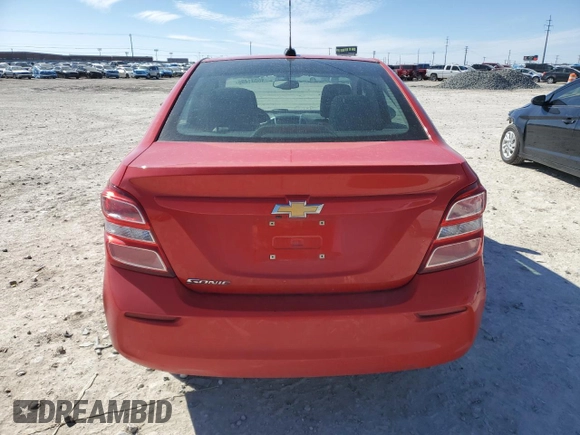 2019 Chevrolet Sonic LS z VIN 1G1JB5SB6K4147597, wystawiony jako Copart lot #46031495 z przebiegiem 59 905 mil mil oraz Szkoda całkowita • Salvage title. Historia ofert i sprzedaży dostępna na DreamBid. Obrazek 6.