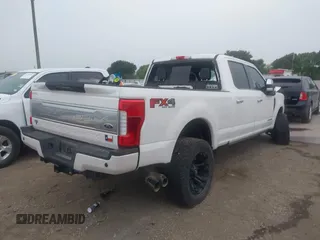 2019 Ford F-250 XL with VIN 1FT7W2BT7KEE01924, listed as a IAAI auction lot 39198800 with 58,042 mi miles and . Bid and sale history available at DreamBid. Image 4.