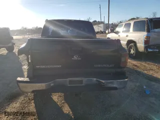 2000 Chevrolet Silverado 1500 LS with VIN 2GCEC19T0Y1335498, listed as a Copart auction lot 46969745 with 430,694 mi miles and Salvage Title. Bid and sale history available at carsss.com. Image 6.
