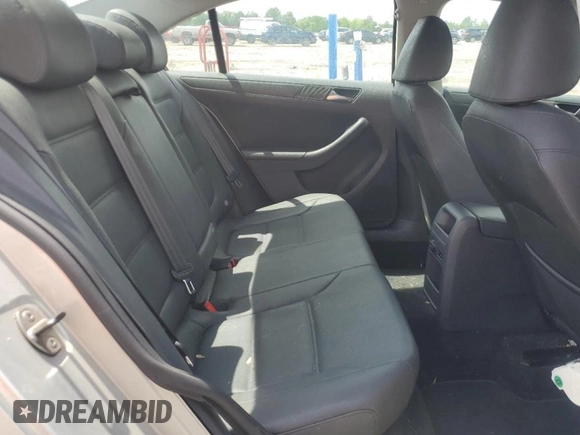 2011 Volkswagen Jetta SE with VIN 3VWDZ7AJ2BM017953, listed as a Copart auction lot 55307495 with 113,672 mi miles and Salvage title. Bid and sale history available at DreamBid. Image 10.
