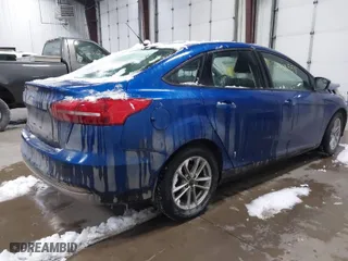 2018 Ford Focus SE with VIN 1FADP3F26JL312725, listed as a IAAI auction lot 41488559 with 30,686 mi miles. Bid and sale history available at carsss.com. Image 4.