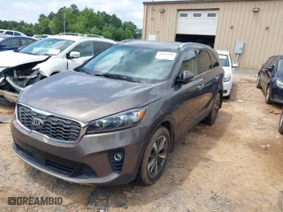 2019 Kia Sorento EX V6 with VIN 5XYPH4A52KG532050, listed as a IAAI auction lot 39763596 with 122,500 mi miles. Bid and sale history available at carsss.com. Image 2.