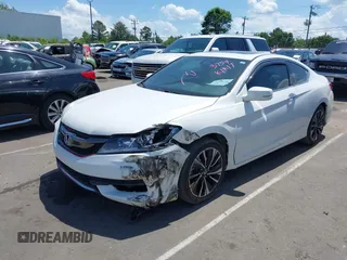 2017 Honda Accord EX-L z VIN 1HGCT2B86HA003754, wystawiony jako IAAI lot #42179062 z przebiegiem 33 689 mil mil oraz . Historia ofert i sprzedaży dostępna na DreamBid. Obrazek 2.