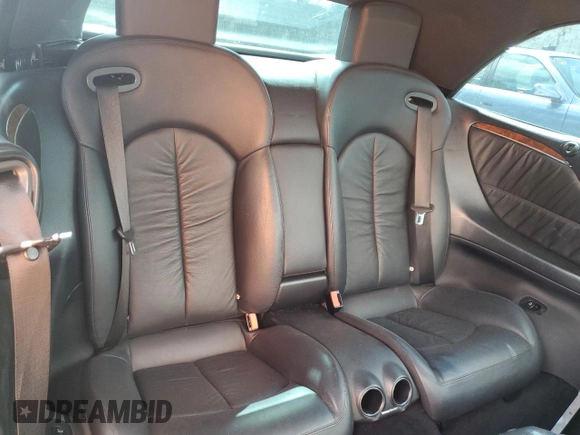2008 Mercedes-Benz CLK 350 with VIN WDBTK56F18F238320, listed as a Copart auction lot 76058334 with 74,567 mi miles and Salvage Title. Bid and sale history available at DreamBid. Image 10.