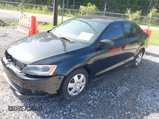 2012 Volkswagen Jetta S с VIN 3VW1K7AJ4CM377511, выставлен на аукционе IAAI как лот 42565729 с пробегом 84 155 миль миль и . История ставок и продаж доступна на DreamBid. Изображение 2.