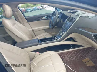 2017 Lincoln MKZ Reserve with VIN 3LN6L5F9XHR624447, listed as a IAAI auction lot 42340497 with Not provided miles and . Bid and sale history available at DreamBid. Image 5.