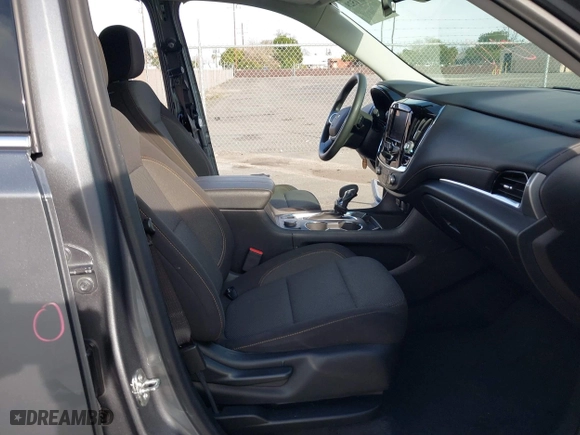 2021 Chevrolet Traverse LS with VIN 1GNERFKW1MJ235515, listed as a IAAI auction lot 41611529 with 36,303 mi miles. Bid and sale history available at carsss.com. Image 5.