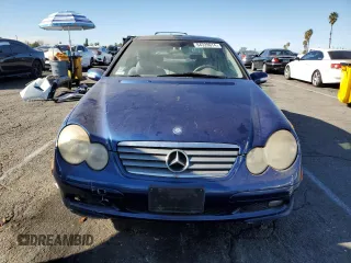 2002 Mercedes-Benz C 230/260/280/320 with VIN WDBRN47J82A389514, listed as a Copart auction lot 84328674 with Not Provided miles and Clean Title. Bid and sale history available at DreamBid. Image 5.