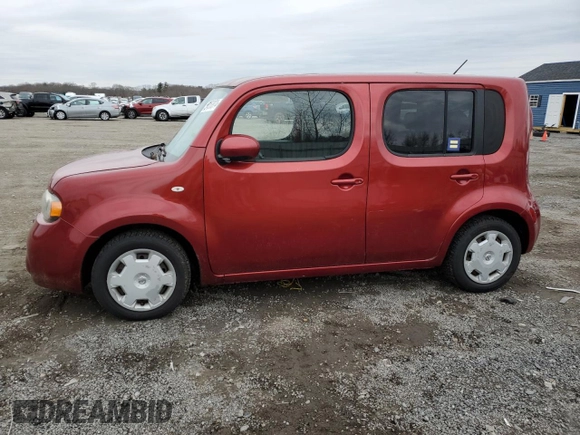 2013 Nissan Cube SL z VIN JN8AZ2KR5DT301373, wystawiony jako Copart lot #84353874 z przebiegiem 77 338 mil mil oraz Nie do naprawy • Non repairable. Historia ofert i sprzedaży dostępna na DreamBid. Obrazek 1.