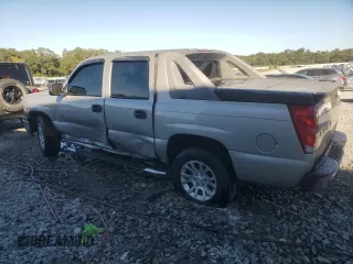 2004 Chevrolet Avalanche Z66 with VIN 3GNEC12T94G146450, listed as a Copart auction lot 76703014 with 243,049 mi miles and Salvage title. Bid and sale history available at DreamBid. Image 2.