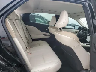 2023 Toyota Crown XLE z VIN JTDAAAAF1P3011060, wystawiony jako Copart lot #74363053 z przebiegiem 480 mil mil oraz . Historia ofert i sprzedaży dostępna na DreamBid. Obrazek 10.