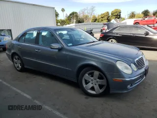 2005 Mercedes-Benz E 500 z VIN WDBUF70J65A615511, wystawiony jako Copart lot #47146855 z przebiegiem 145 221 mil mil oraz Szkoda całkowita • Salvage title. Historia ofert i sprzedaży dostępna na DreamBid. Obrazek 4.