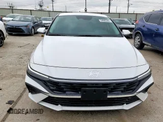 2024 Hyundai Elantra SE with VIN KMHLL4DG3RU828340, listed as a Copart auction lot 54086465 with 11,698 mi miles and Clean title. Bid and sale history available at DreamBid. Image 5.