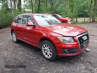 2010 Audi Q5 Premium Plus z VIN WA1LKAFP7AA047680, wystawiony jako IAAI lot #42275795 z przebiegiem 221 624 mil mil oraz . Historia ofert i sprzedaży dostępna na DreamBid. Obrazek 1.