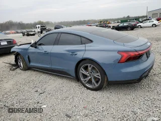 2022 Audi e-tron GT Premium Plus z VIN WAUFJBFW2N7008708, wystawiony jako Copart lot #47915324 z przebiegiem 27 193 mil mil oraz . Historia ofert i sprzedaży dostępna na DreamBid. Obrazek 2.