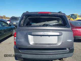 2016 Jeep Patriot High Altitude z VIN 1C4NJRFB9GD697039, wystawiony jako IAAI lot #40675896 z przebiegiem 69 545 mil mil oraz . Historia ofert i sprzedaży dostępna na DreamBid. Obrazek 17.