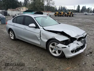 2013 BMW 3 Series 328i xDrive with VIN WBA3B3G5XDNR80272, listed as a Copart auction lot 50423105 with 89,207 mi miles and Salvage Title. Bid and sale history available at carsss.com. Image 4.
