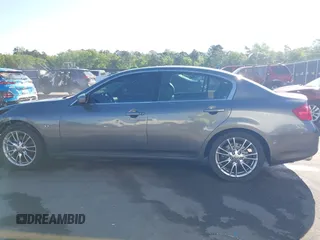 2015 Infiniti Q40 with VIN JN1CV6AP8FM501297, listed as a IAAI auction lot 42035310 with 294,962 mi miles. Bid and sale history available at carsss.com. Image 14.