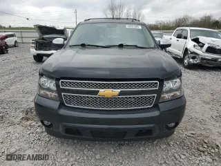 2013 Chevrolet Avalanche LTZ with VIN 3GNTKGE78DG317989, listed as a Copart auction lot 49081065 with 122,696 mi miles and Salvage Title. Bid and sale history available at carsss.com. Image 5.