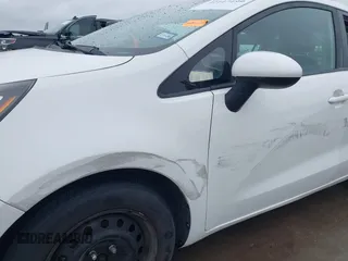 2017 Kia Rio LX z VIN KNADM4A37H6005689, wystawiony jako IAAI lot #42117199 z przebiegiem 117 184 mil mil oraz . Historia ofert i sprzedaży dostępna na DreamBid. Obrazek 19.