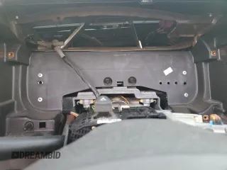2005 GMC Yukon SLT z VIN 1GKEC13T35R120049, wystawiony jako Copart lot #42744495 z przebiegiem Nie podano mil oraz Szkoda całkowita • Salvage title. Historia ofert i sprzedaży dostępna na DreamBid. Obrazek 9.
