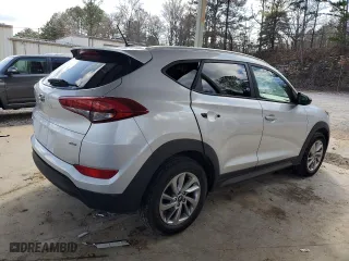 2016 Hyundai Tucson SE with VIN KM8J3CA40GU226729, listed as a Copart auction lot 49144335 with 89,334 mi miles and Clean Title. Bid and sale history available at carsss.com. Image 3.