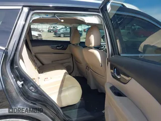 2016 Nissan Rogue SV with VIN KNMAT2MV8GP695049, listed as a IAAI auction lot 41826587 with 220,507 mi miles. Bid and sale history available at carsss.com. Image 8.