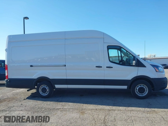 2024 Ford Transit Cargo z VIN 1FTBW3X89RKB49268, wystawiony jako IAAI lot #42081360 z przebiegiem 7 290 mil mil oraz . Historia ofert i sprzedaży dostępna na DreamBid. Obrazek 13.