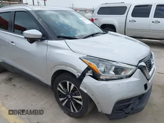 2019 Nissan Kicks S with VIN 3N1CP5CU9KL524812, listed as a IAAI auction lot 41910323 with 88,656 mi miles and . Bid and sale history available at carsss.com. Image 6.