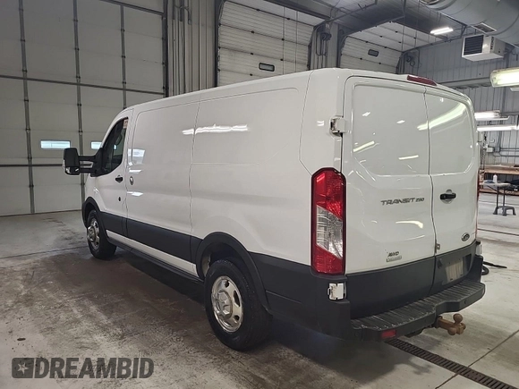 2020 Ford Transit Cargo с VIN 1FTBR2YG2LKA35840, выставлен на аукционе IAAI как лот 42575778 с пробегом 190 131 миль миль и . История ставок и продаж доступна на DreamBid. Изображение 15.