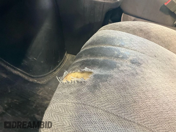 2020 Chevrolet Express Cargo with VIN 1GCWGAFG5L1160695, listed as a IAAI auction lot 41989381 with 187,342 mi miles and . Bid and sale history available at DreamBid. Image 1.