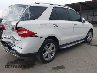2014 Mercedes-Benz M 350 z VIN 4JGDA5JB0EA313512, wystawiony jako IAAI lot #42177751 z przebiegiem 191 465 mil mil oraz . Historia ofert i sprzedaży dostępna na DreamBid. Obrazek 4.